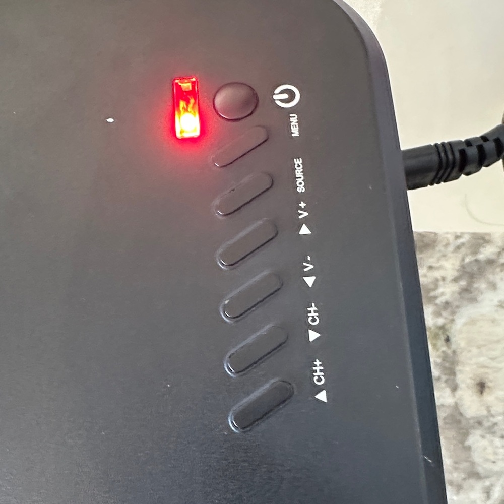 GoXMGo Wireless Home Projector - Picture 2 of 11